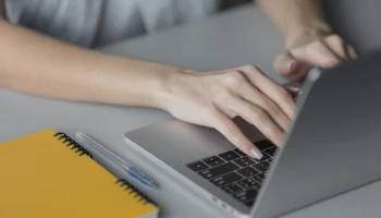 Банк заблокировал оплату тура от турагента туроператору