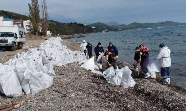 Пожарные ликвидировали открытое горение на морском терминале в Туапсе