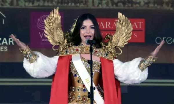 Индия аплодирует Кире Капшик: титул Miss Teen Glam World 2026 и подписание контракта