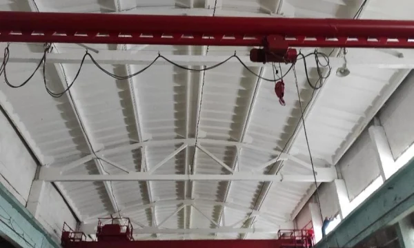 Весной состояние стен ухудшается из-за старта процесса коррозии краски