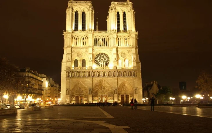 Париж - Франция - Собор Парижской Богоматери с фото и картой Париж - Франция - Собор Парижской Богоматери с фото и картой