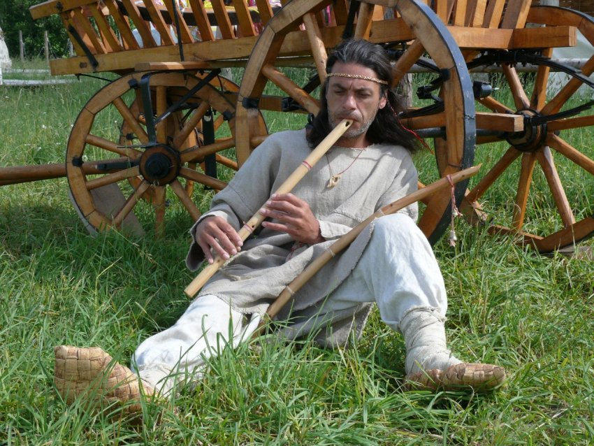 Эдуард Погодин в роли Лешего Фото достопримечательностей Европейской части России: Эдуард Погодин в роли Лешего