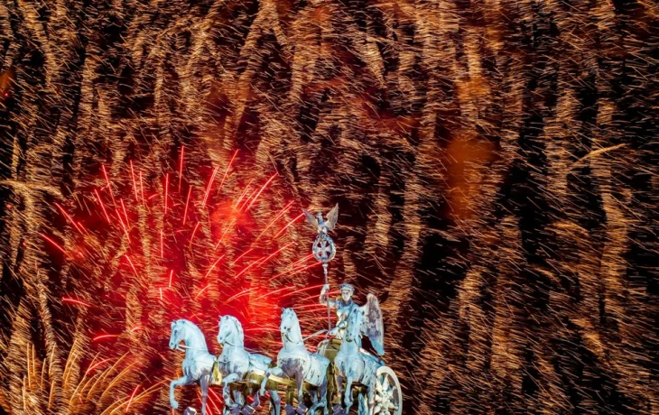 Как отмечают Новый год в разных странах мира Как отмечают Новый год в разных странах мира