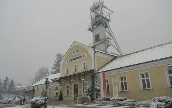 Соляная шахта в Величке: путешествие, как у Жюля Верна или пуд соли есть необязательно
Соляная шахта в Величке: путешествие, как у Жюля Верна или пуд соли есть необязательно