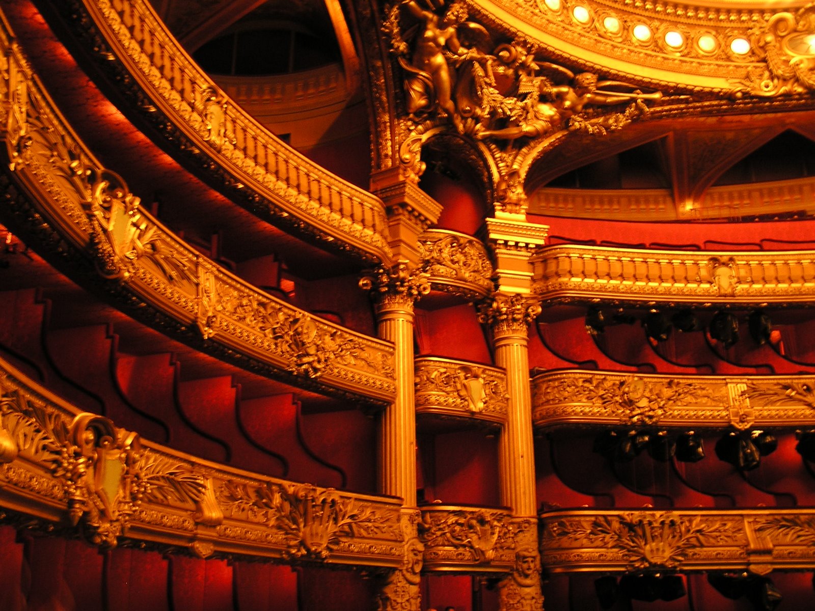 Зал Парижской Оперы, ложи Фото достопримечательностей Парижа: Зал Парижской Оперы, ложи