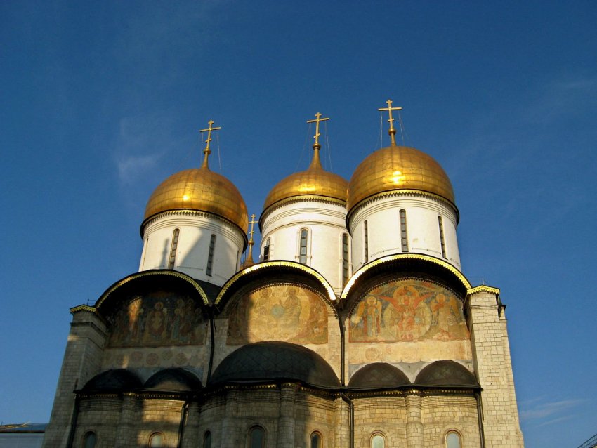 Успенский собор Кремля Фото достопримечательностей Москвы и Подмосковья: Успенский собор Кремля