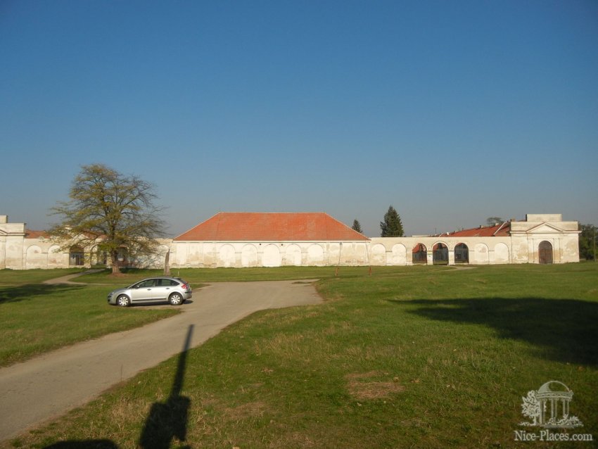 Архитектурный комплекс Новый Двор Фото достопримечательностей Чехии: Архитектурный комплекс Новый Двор