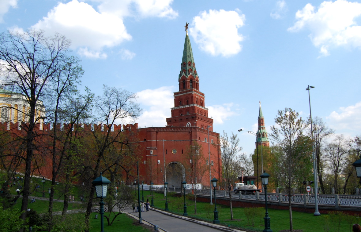 Боровицкие ворота Фото достопримечательностей Москвы и Подмосковья: Боровицкие ворота