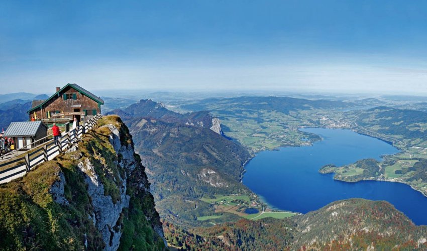Гора Шафберг (Schafberg) и потрясающий вид на ней Фото достопримечательностей Австрии: Гора Шафберг (Schafberg) и потрясающий вид на ней