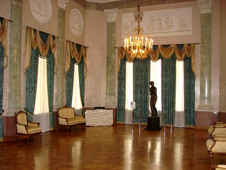 Мраморный зал для балов Фото достопримечательностей Москвы и Подмосковья: Мраморный зал для балов