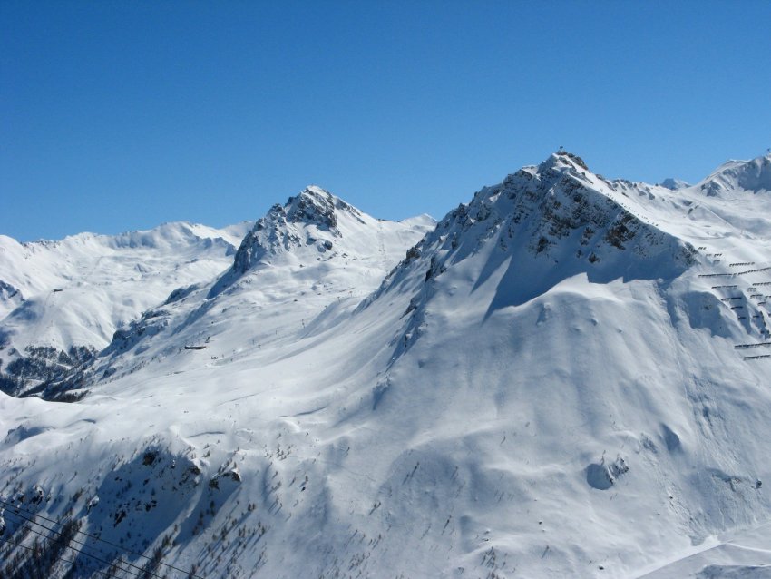 Гора Беллевард в области Валь д’Изер Фото достопримечательностей Франции: Гора Беллевард в области Валь д’Изер